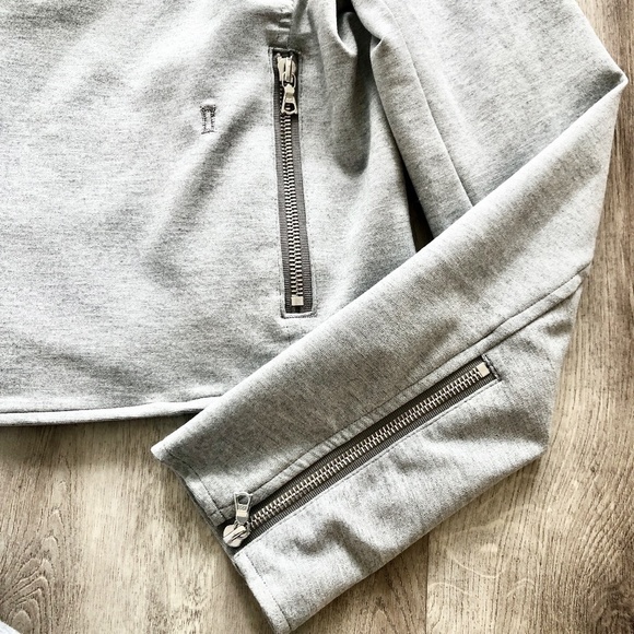 KIT AND ACE, Moto style, Crop Jacket, Heather Grey, Size 8, Very Nice Condition - Picture 5 of 14